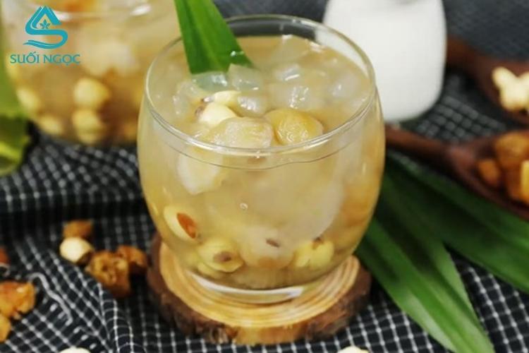 Trà hạt sen có vị bùi nhẹ, ngọt thanh